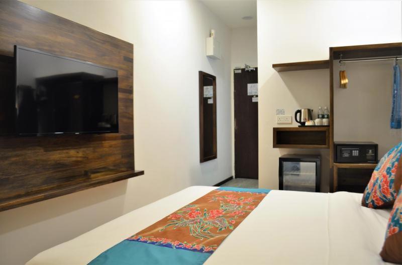 Hotel Serapi 3*